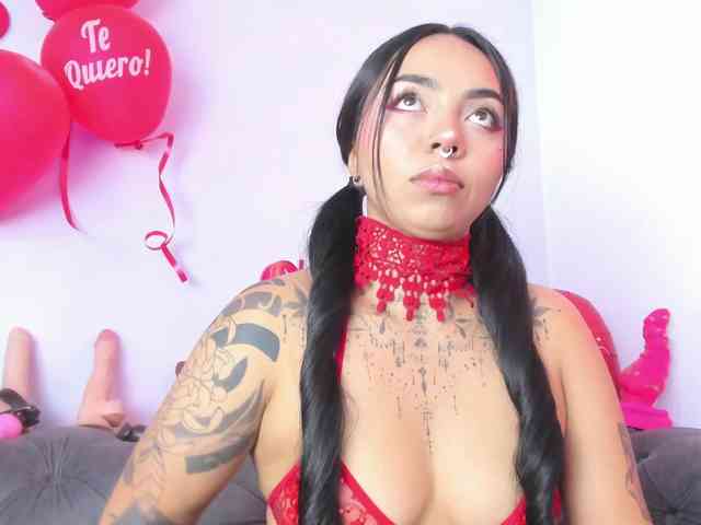 MissSoffiMorel webcam