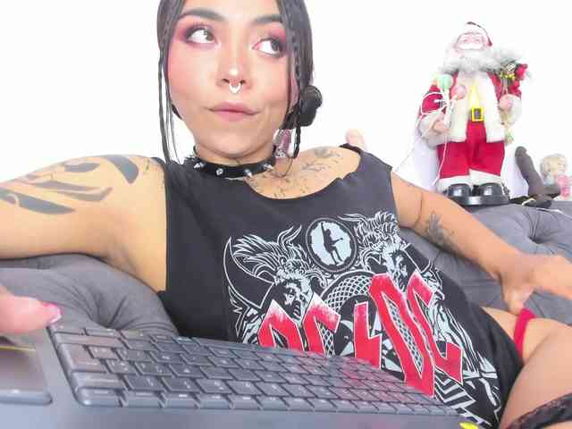 MissSoffiMorel webcam