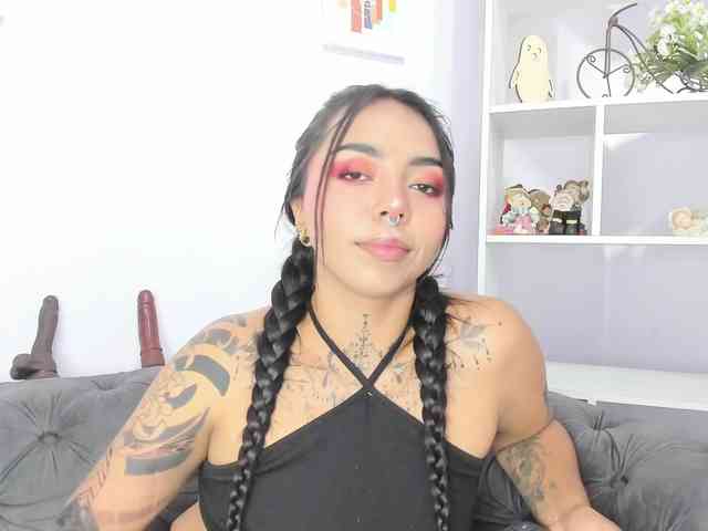 MissSoffiMorel webcam