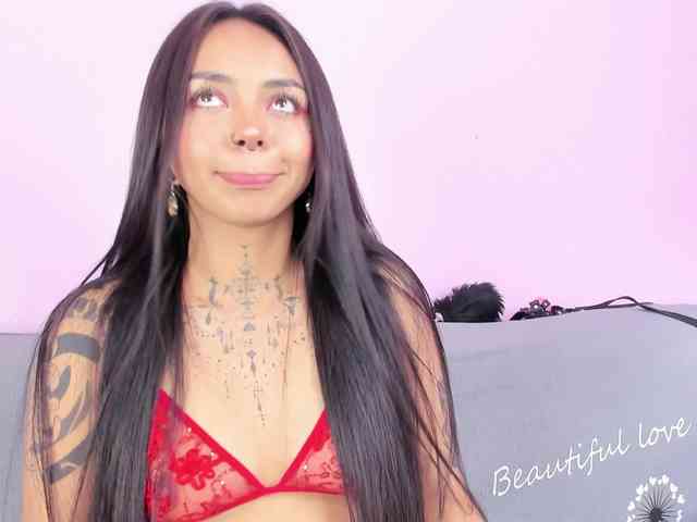 MissSoffiMorel webcam