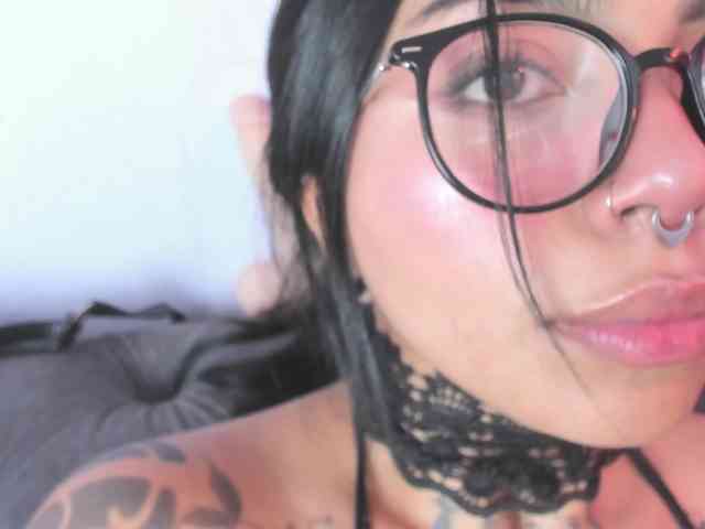 MissSoffiMorel webcam