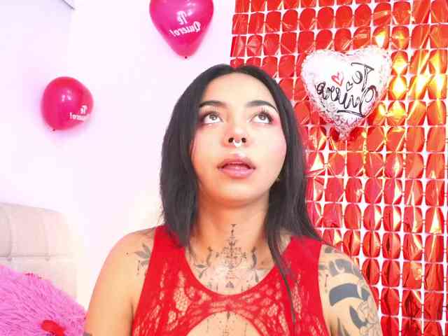 MissSoffiMorel webcam