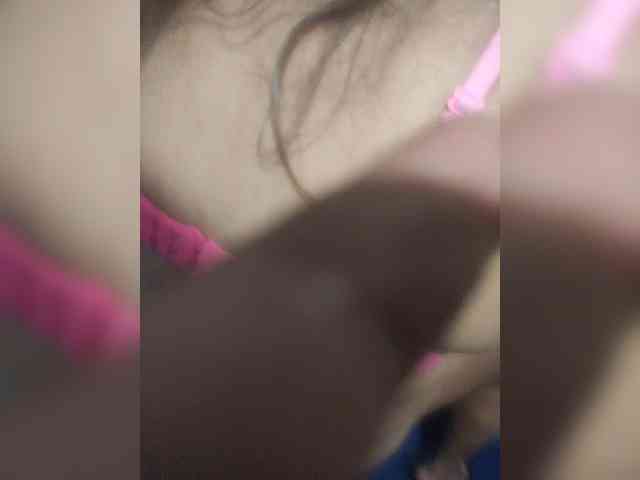 Perepyganue Live Webcam on BongaCams
