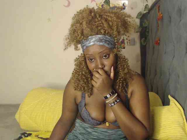 Sexxypetite webcam