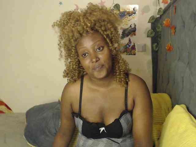 Sexxypetite webcam
