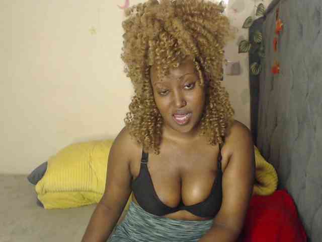 Sexxypetite webcam