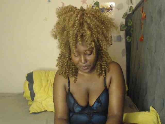 Sexxypetite webcam