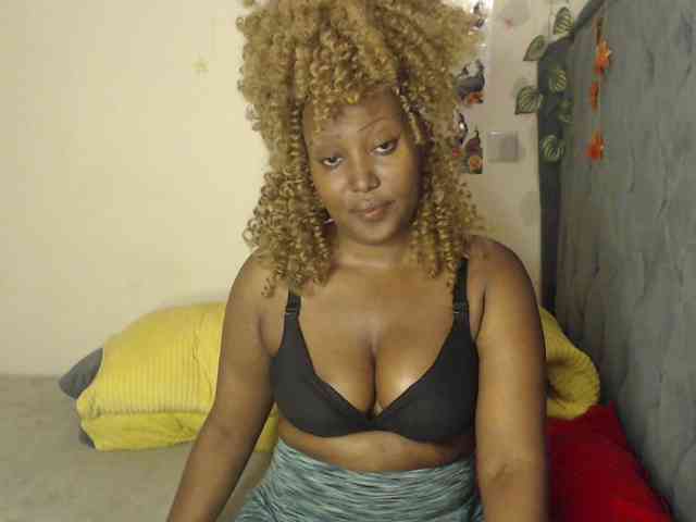 Sexxypetite webcam