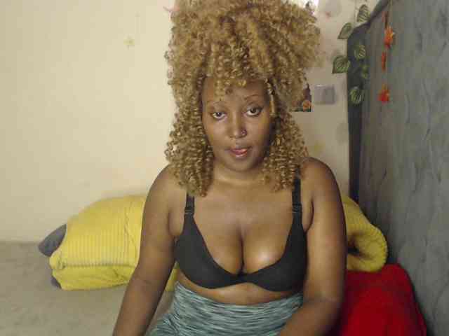 Sexxypetite webcam