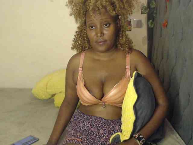 Sexxypetite webcam