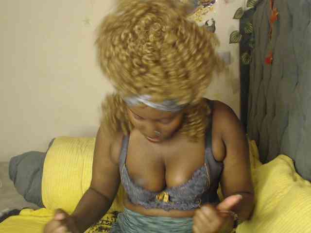 Sexxypetite webcam