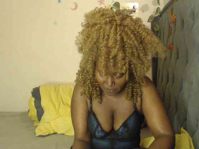 Sexxypetite webcam