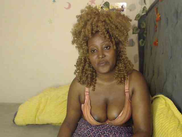 Sexxypetite webcam