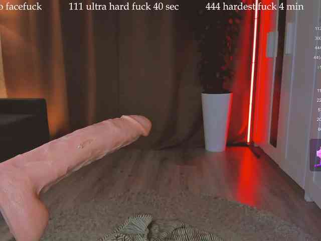 LizaTayloo webcam