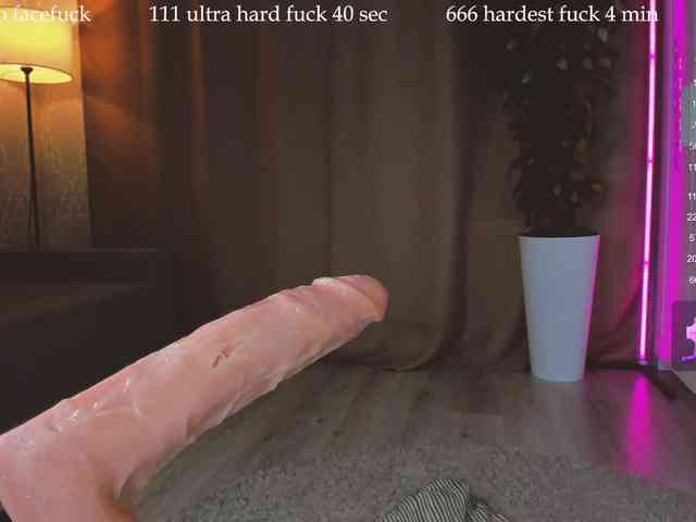 LizaTayloo webcam