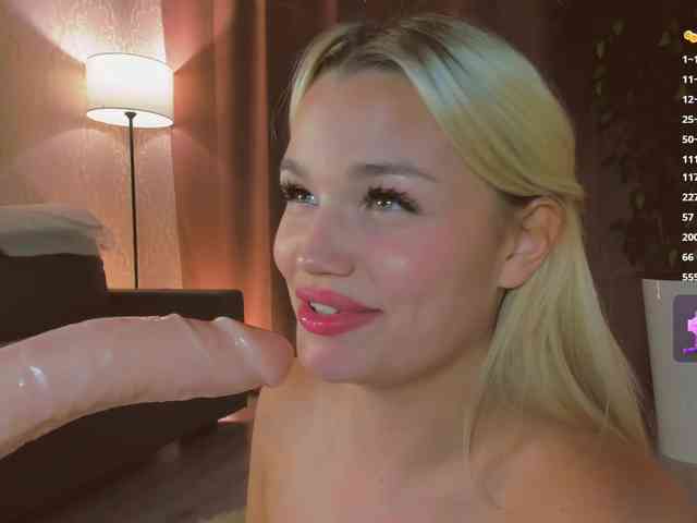 LizaTayloo webcam