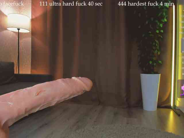 LizaTayloo webcam