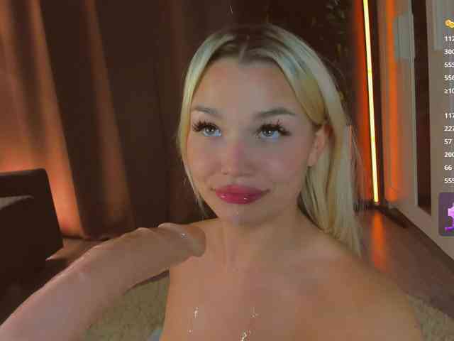 LizaTayloo webcam