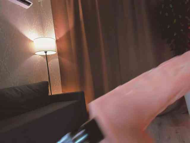LizaTayloo webcam
