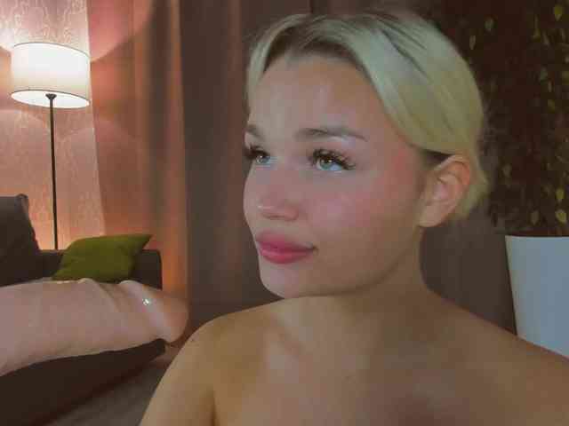 LizaTayloo webcam