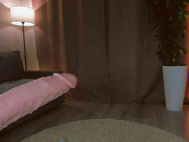 LizaTayloo webcam