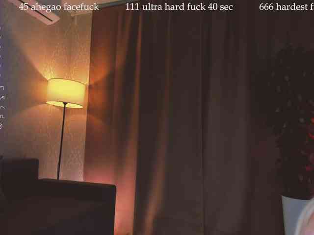 LizaTayloo webcam