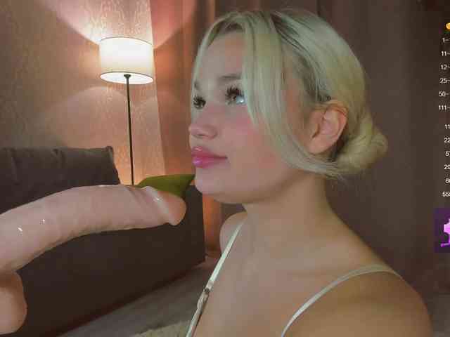 LizaTayloo webcam