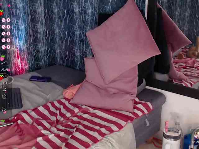 LILITHROUSE88 webcam