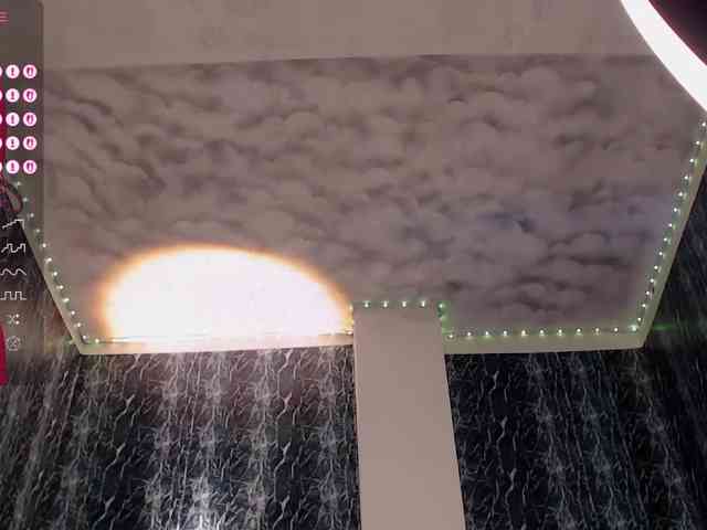 LILITHROUSE88 webcam