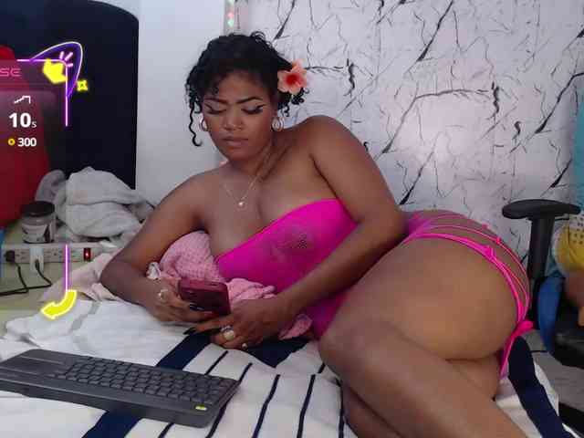 LILITHROUSE88 webcam