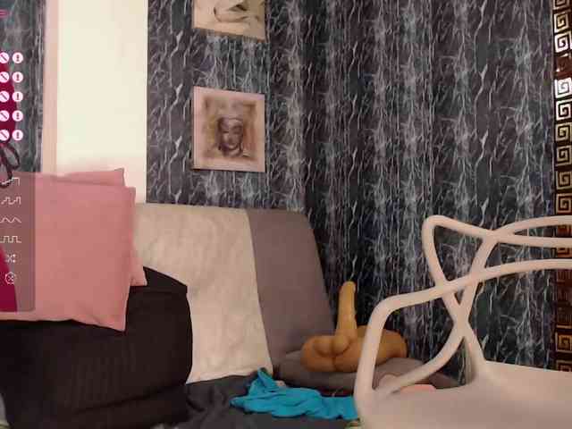 LILITHROUSE88 webcam