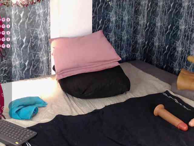 LILITHROUSE88 webcam