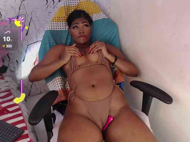 LILITHROUSE88 webcam