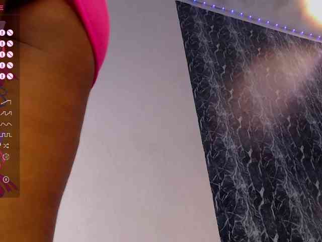 LILITHROUSE88 webcam