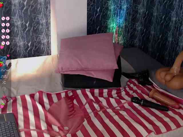 LILITHROUSE88 webcam
