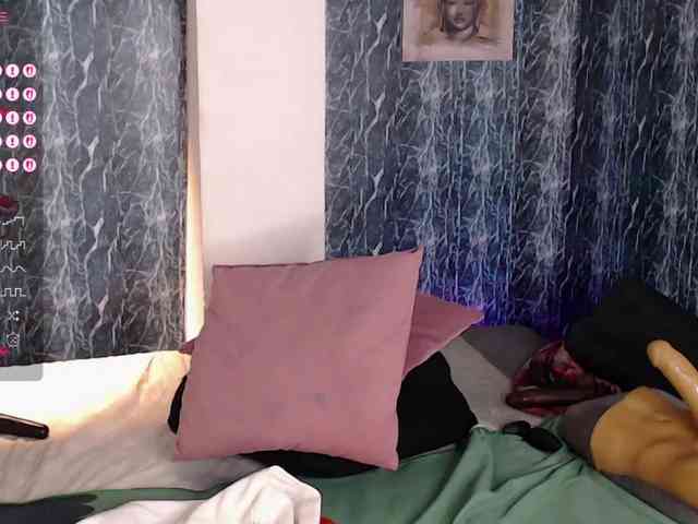 LILITHROUSE88 webcam