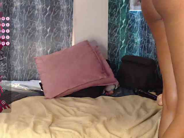 LILITHROUSE88 webcam