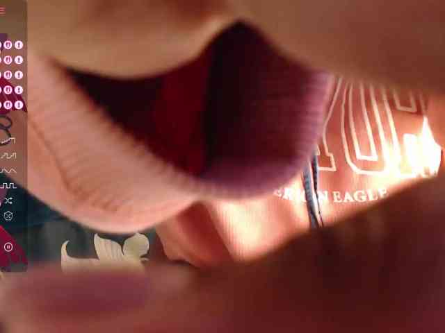 LILITHROUSE88 webcam