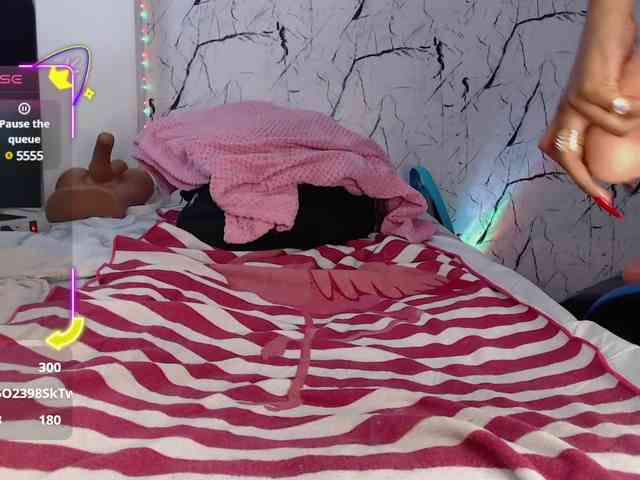 LILITHROUSE88 webcam