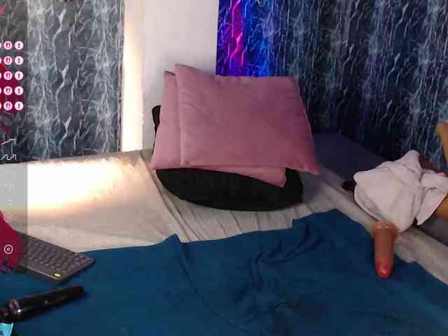 LILITHROUSE88 webcam