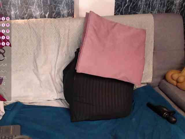 LILITHROUSE88 webcam