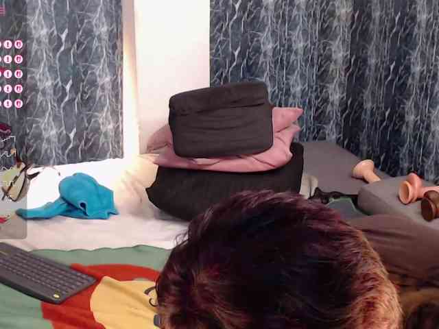 LILITHROUSE88 webcam