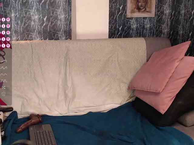 LILITHROUSE88 webcam