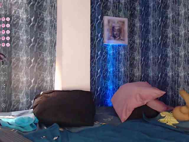 LILITHROUSE88 webcam