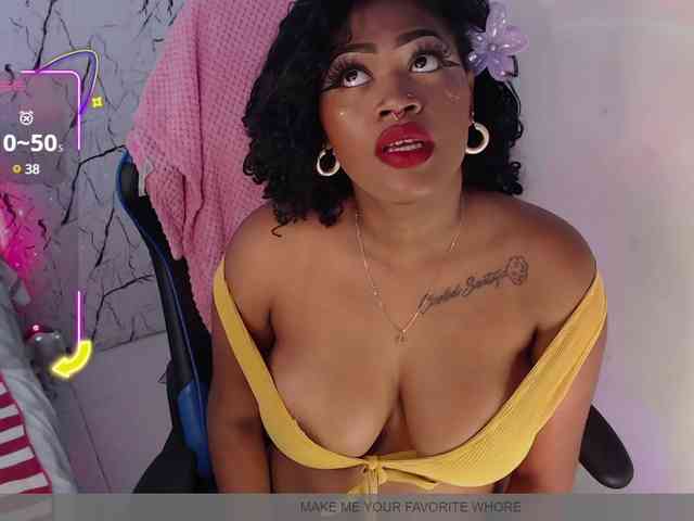 LILITHROUSE88 webcam