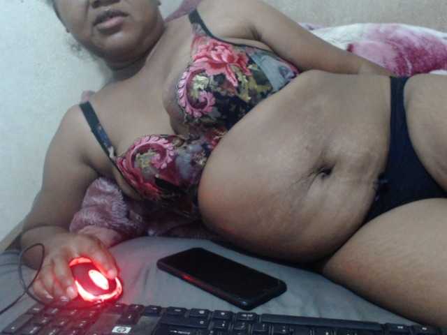 PrettyChoco2 webcam bongacams model stream image