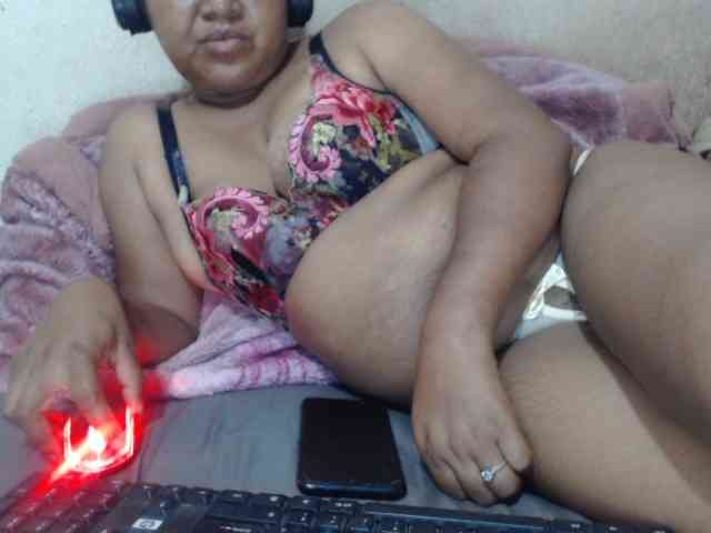 PrettyChoco2 webcam