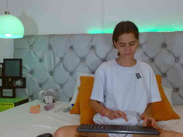 Melody-Mansson Melody-Mansson