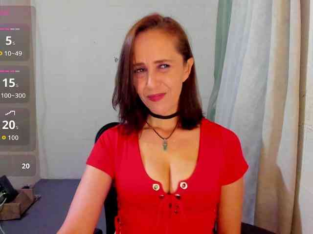 EmilyJunn webcam