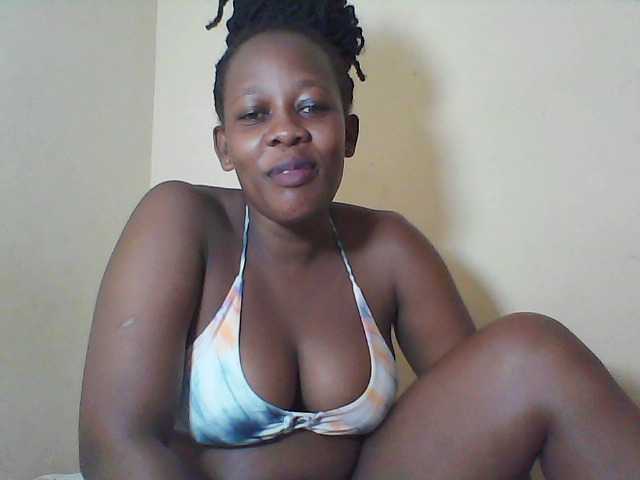 Sweetebonygal on Bongacams